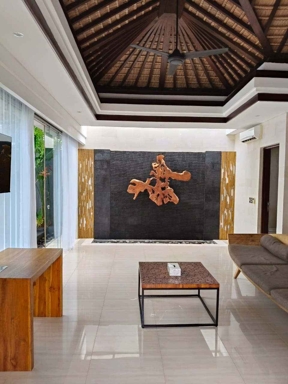 Villa For Rent 2 Bed In Kedonganan Jimbaran Bali — image 1