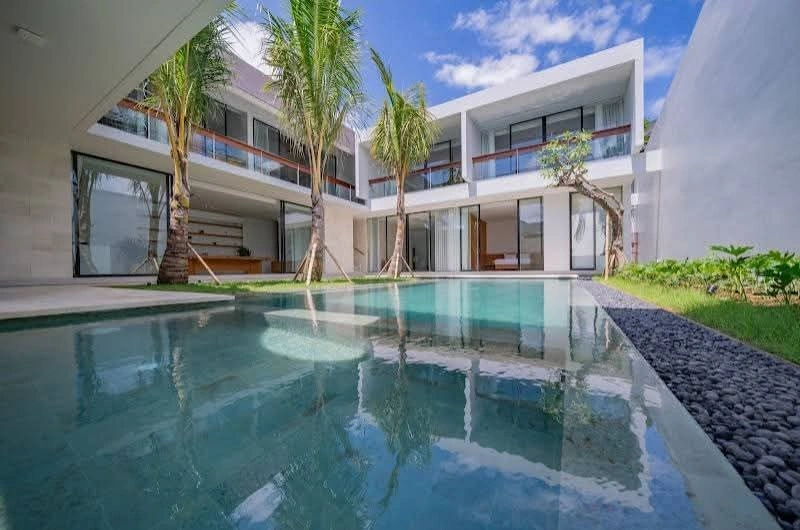 Brand New 4 Bedroom Villa in Pererenan IDR 90 Million/Month — image 1
