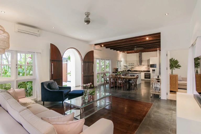 3 BEDROOM VILLA IN UMALAS IDR 50 MILL/MONTH +62 — image 2