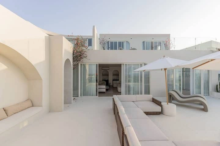 Modern Villa For Rent 5 Bed In Bingin Uluwatu Bali — image 1