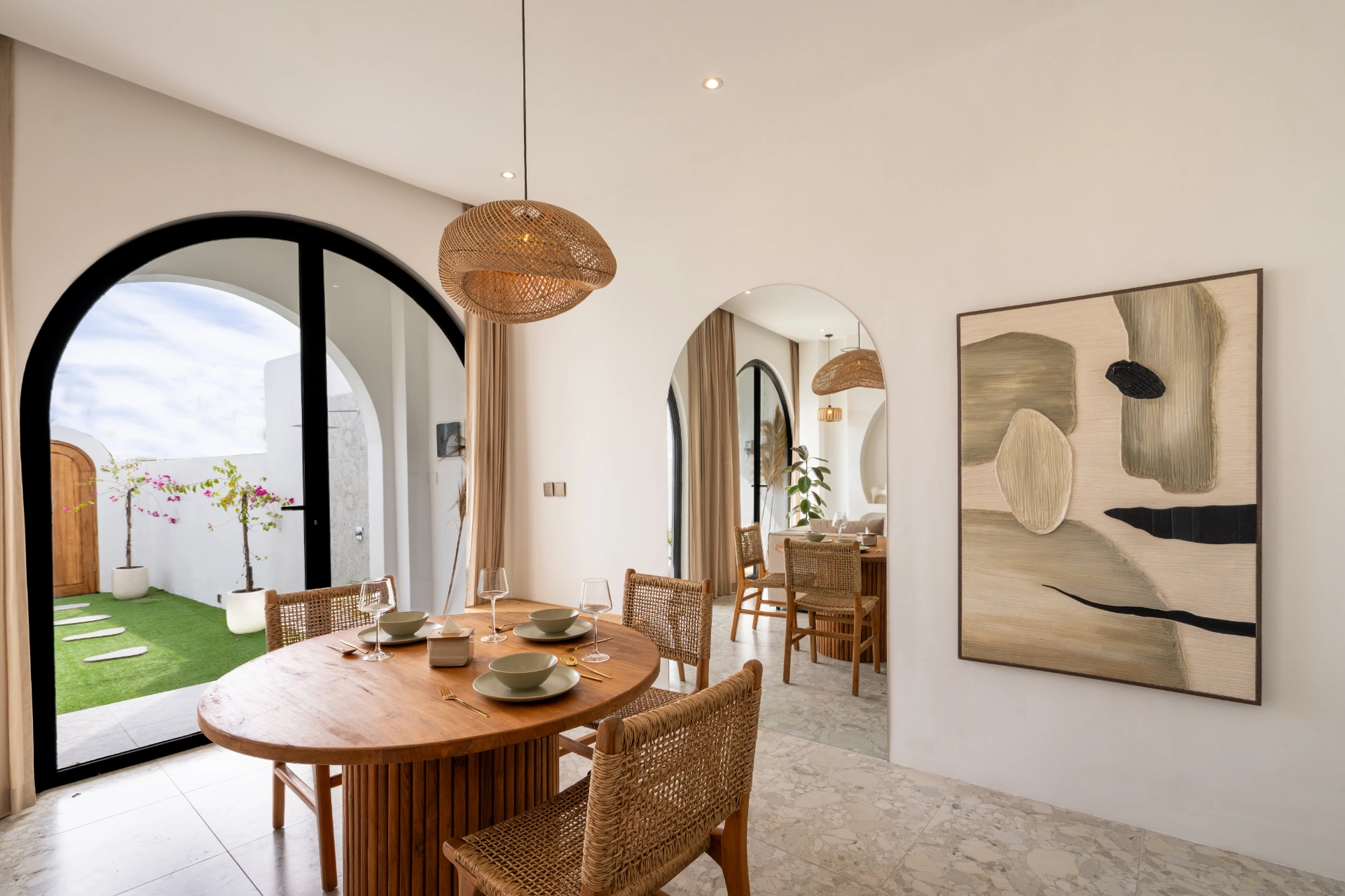 Modern 1BR Townhouse w/ Rooftop & Rice Field Views — image 3
