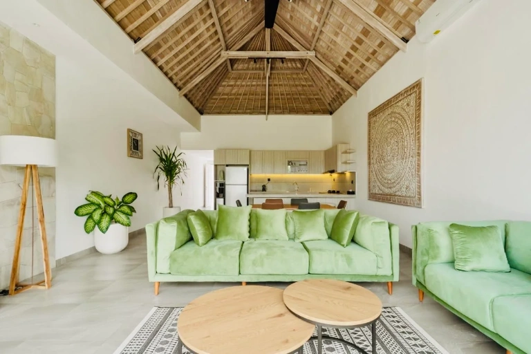 2 BEDROOMS TROPICAL MODERN VILLA IN UMALAS – MONTHLY & YEARLY — image 1