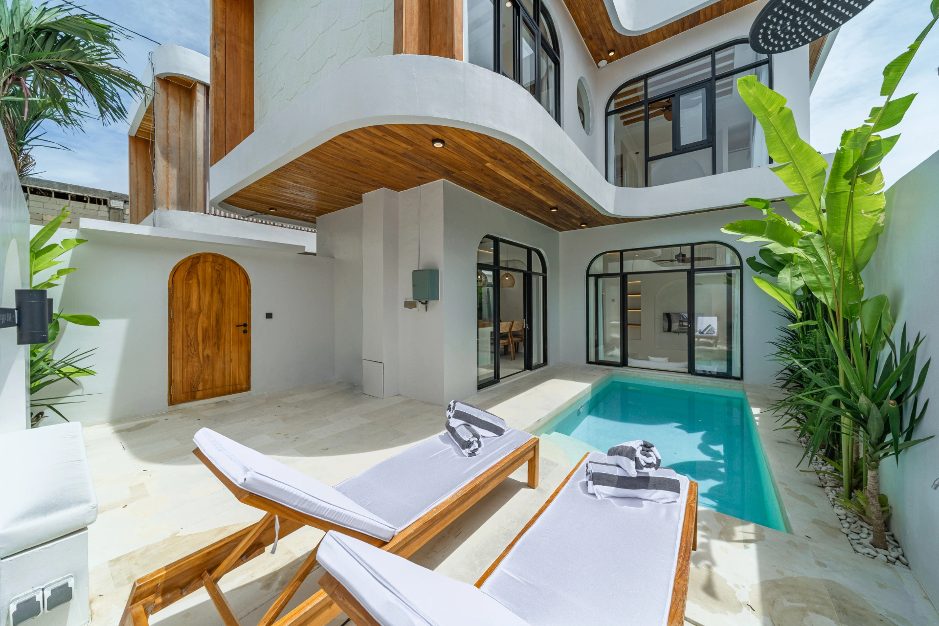 Inner Citadel Villa | New 2BR Villa with Private Pool in Pererenan (2026)