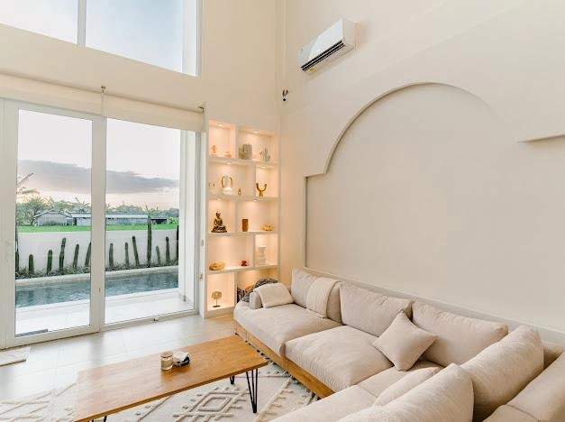 Brand-New 3BR High-Ceiling Villa Cemagi - JY1