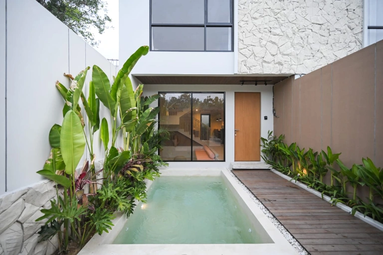 OCEAN DREAM ULUWATU BY HELLO SUMMER