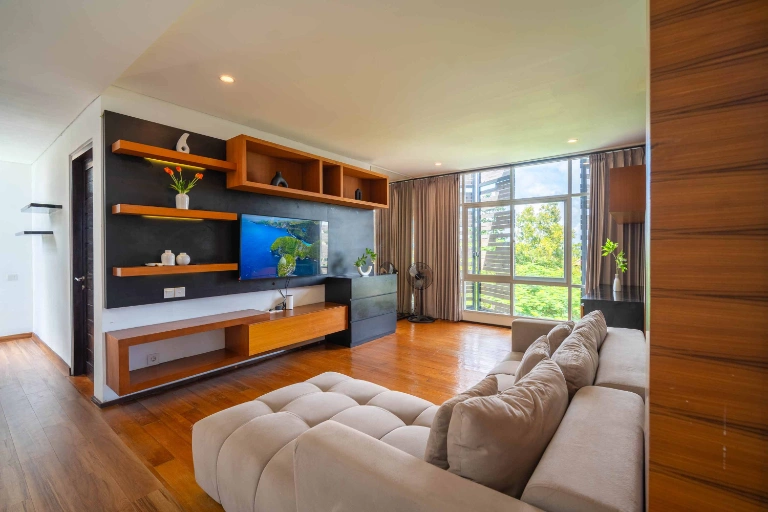 Modern Renovated 3-Bedroom Villa With Ocean Views In Nusa Dua — image 2