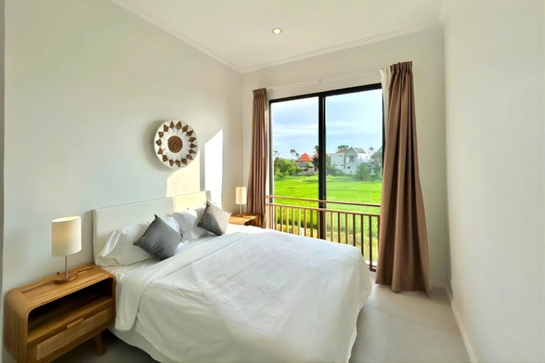 Stylish 2BR Pet-friendly Cozy Villa (Construction Nearby) — image 3
