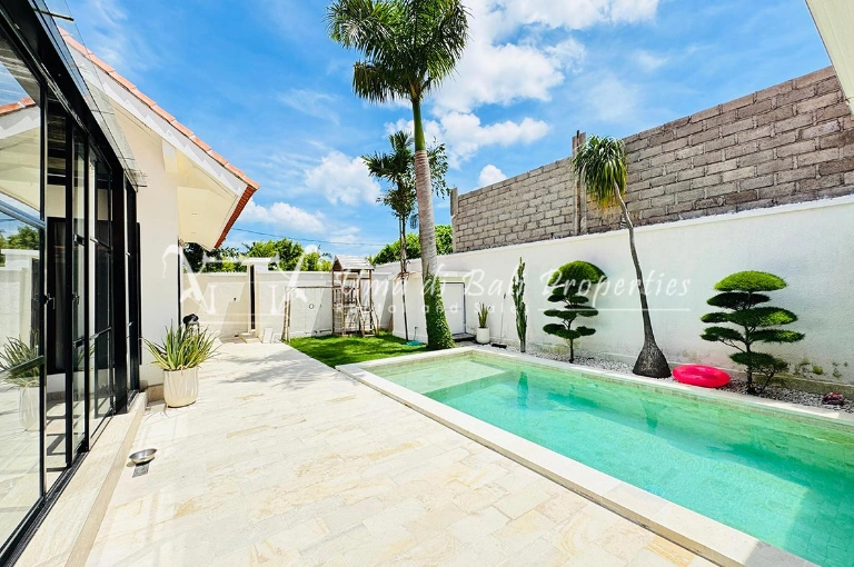 Villa Lande Umalas | IP 641 - Available May 6 2027 — image 2