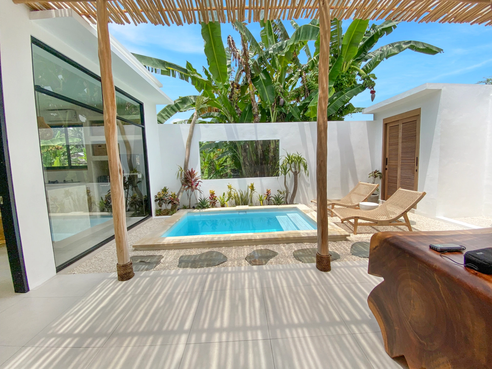 Brand-New Modern Villa In Peaceful Surrounds — image 3