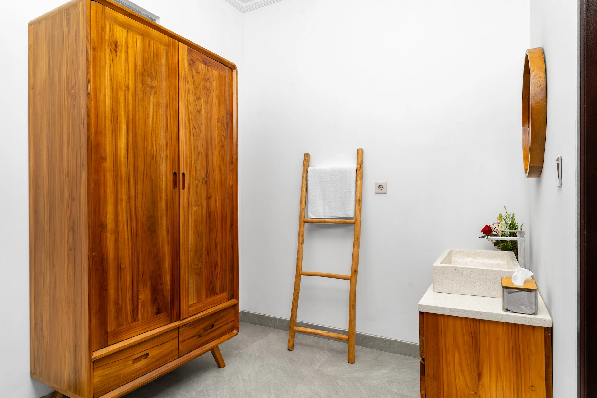 Hidden Gem! Brand New 1BR Villa Near Sanur — image 4