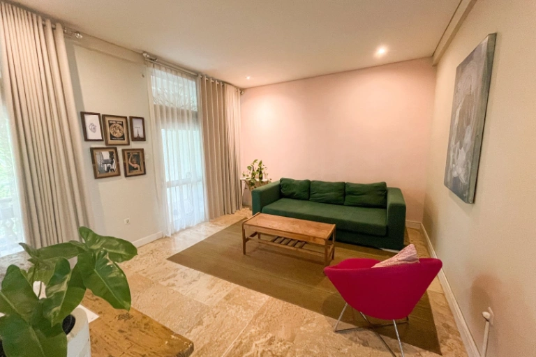 Electricity Included – Cozy 1BR Studio Steps from the Beach in Seminyak