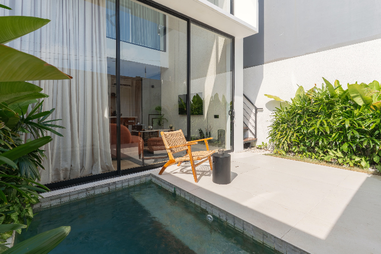 NEW 750m to beach 3BR villa with rooftop