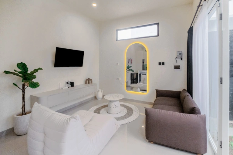 RBS16: Modern 2-Bedroom Villa for Rent in Prime Berawa Location