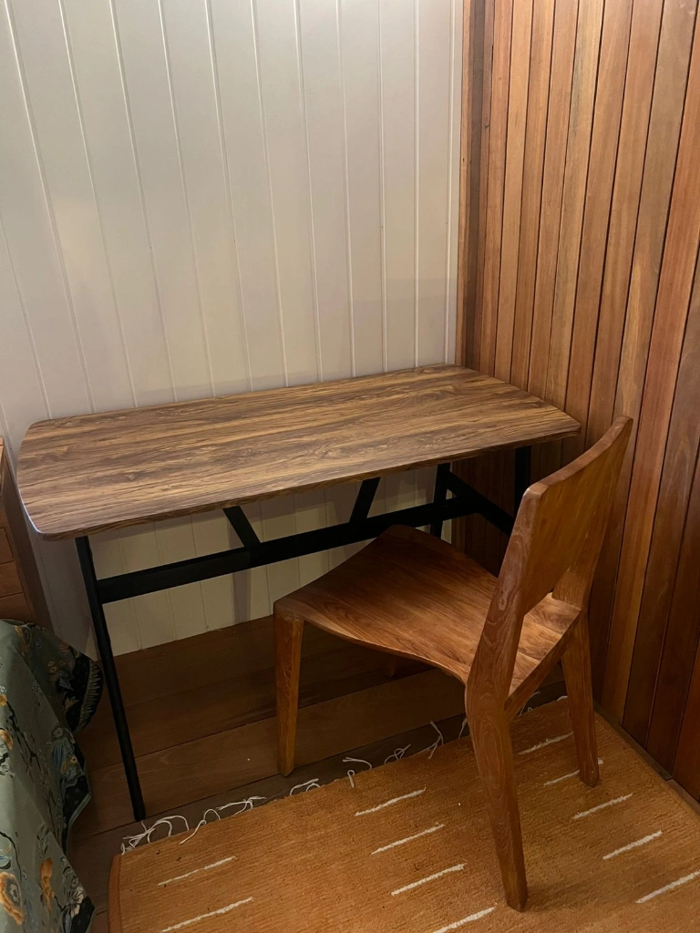 Hatha Cabin — image 3