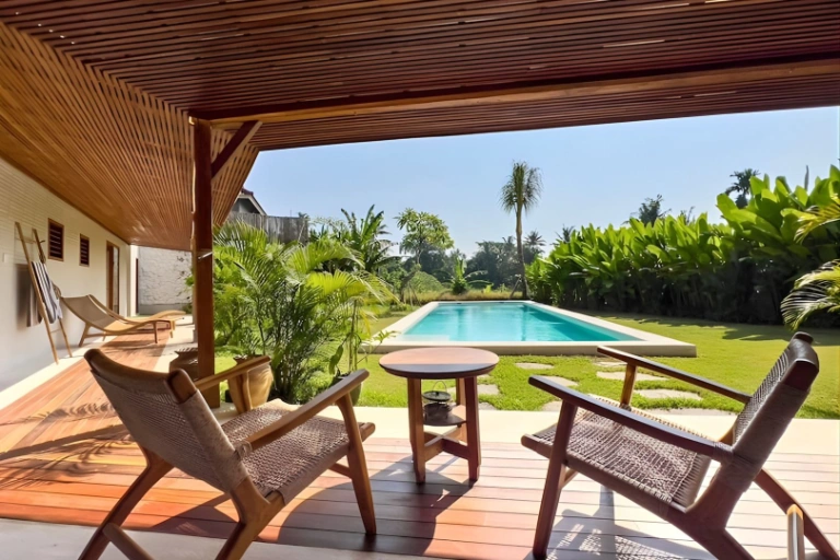 3BR Combined Joglo & Modern Architecture Villa - Prime Location — image 2