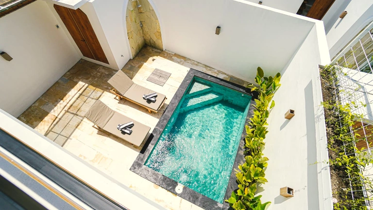 BRAND NEW VILLA FOR RENT IN PADONAN CANGGU | IP 933