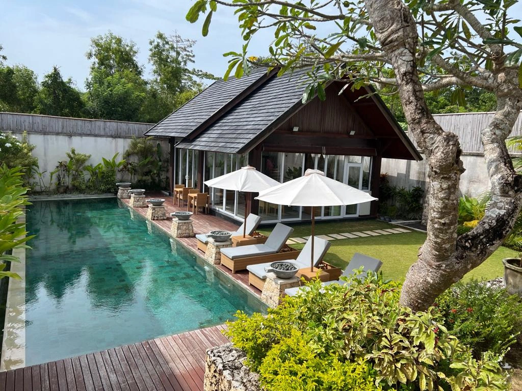 Villa VB Bali - Spacious 4-Bedroom Villa in Ungasan — image 1