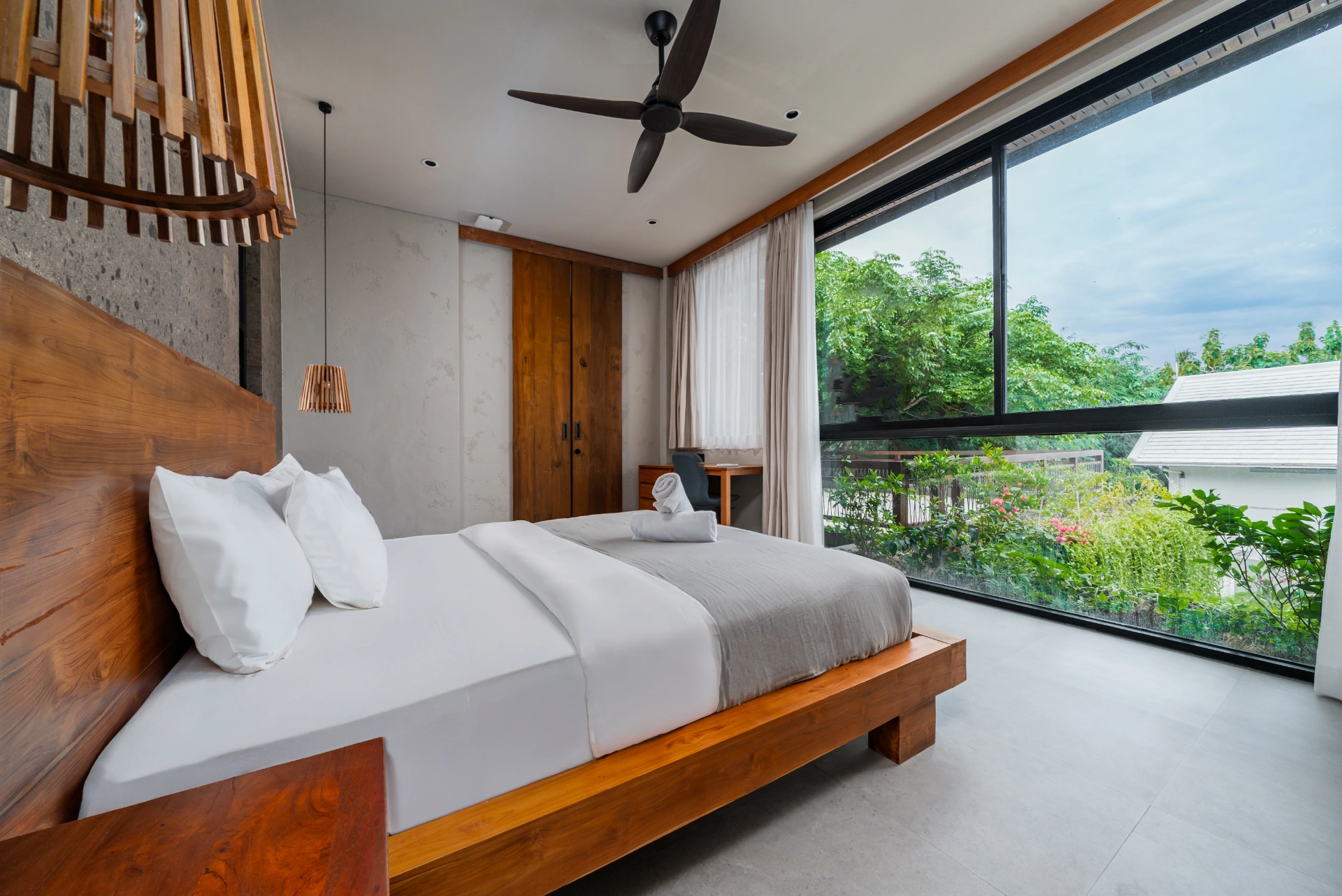 Luxury Rooftop Villa in Padang Padang Uluwatu — image 2