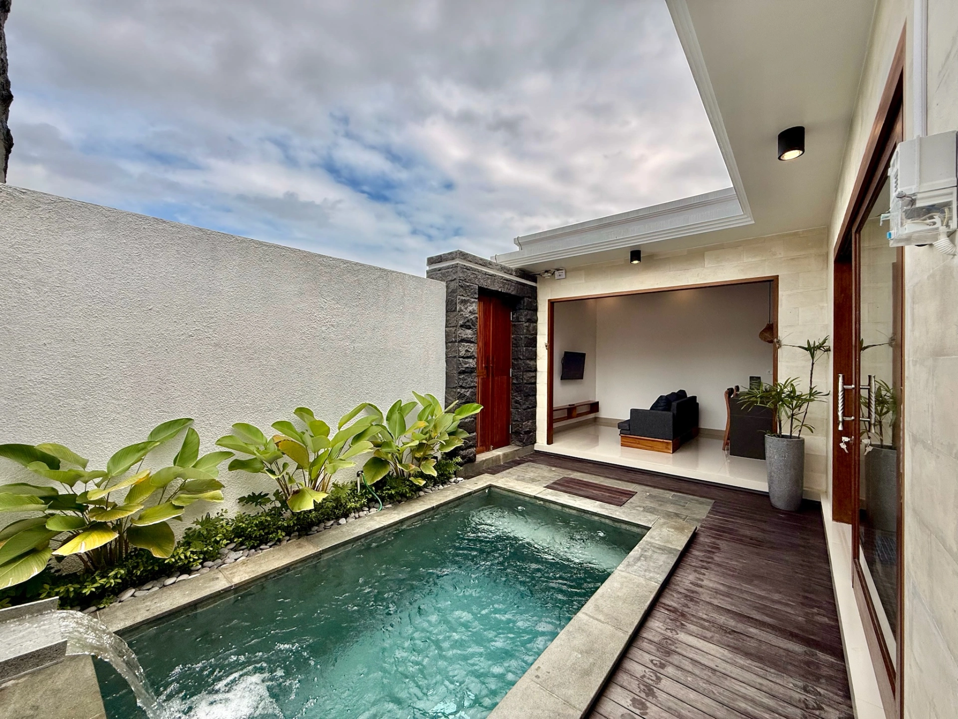 Stylish pool villa near Ubud