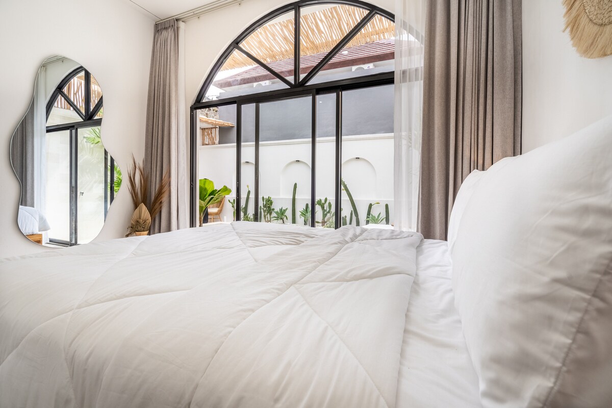 Mediterranean Style Retreat 2 Bedroom Private Villa in Jimbaran — image 4