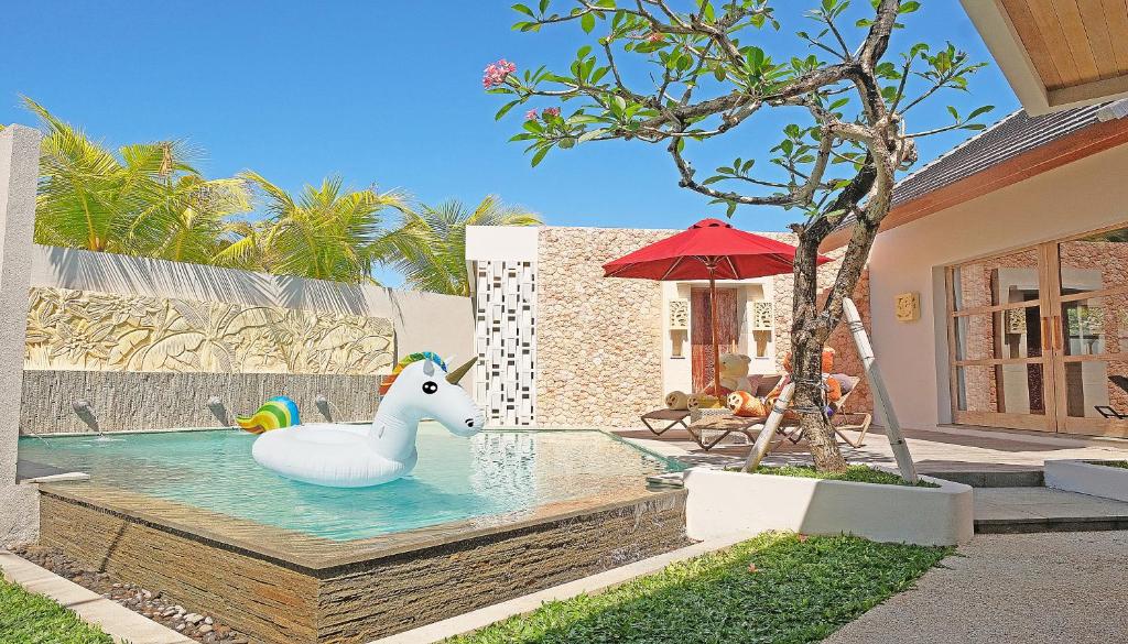 Romantic Coastal Hideaway 1 Bedroom Private Villa in Jimbaran — image 9