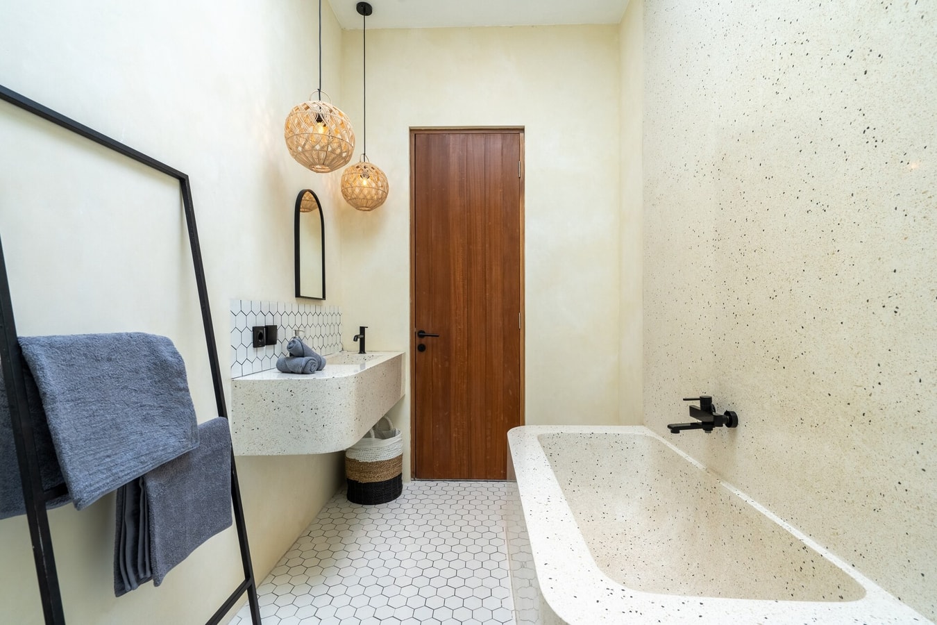 Liminal 2 - 1 Bedroom Pool Villa, Batu Bolong in Canggu, Bali — image 11