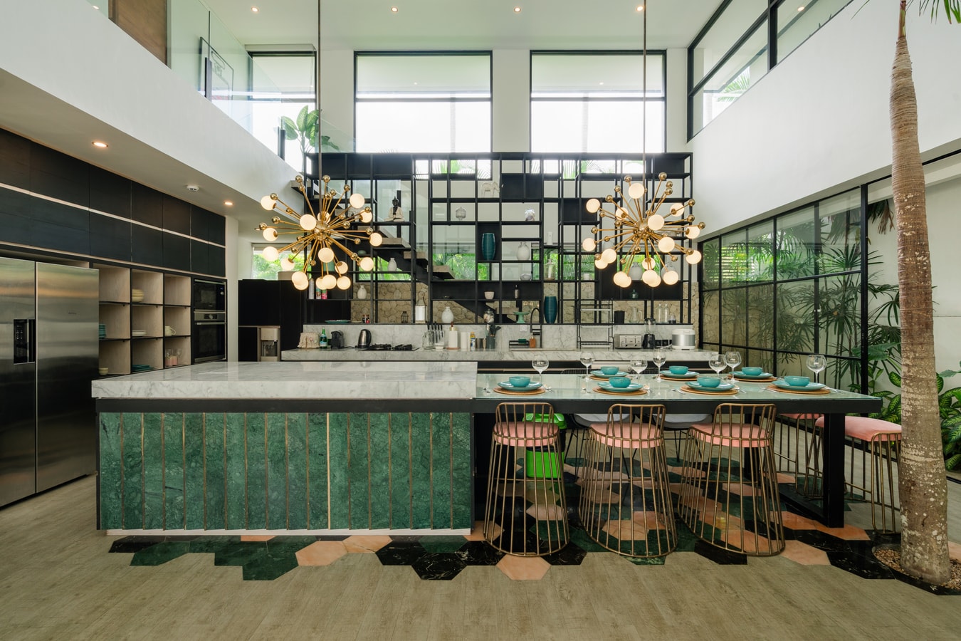 Deja Bali - 5BR Villa with Pool & Rooftop, Canggu in Tumbak Bayuh, Bali — image 5