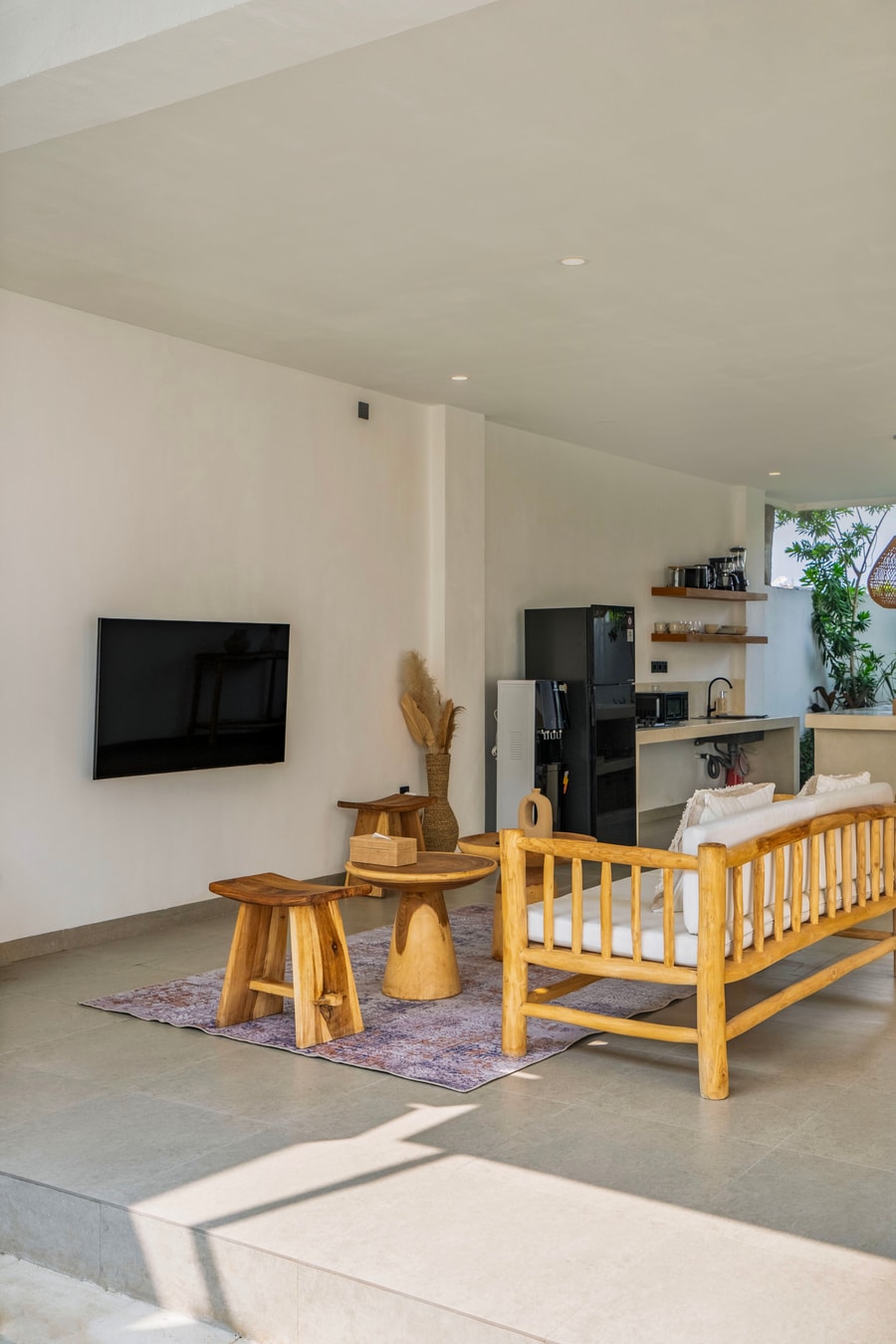 Modern Canggu 2BR Tropical Villa | Pool & Rooftop in Canggu, Bali — image 3