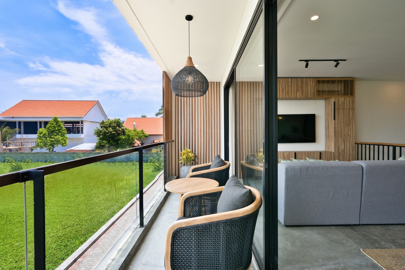 Berawa Townhouse 7 - Pool & Rooftop Jacuzzi in Canggu, Bali