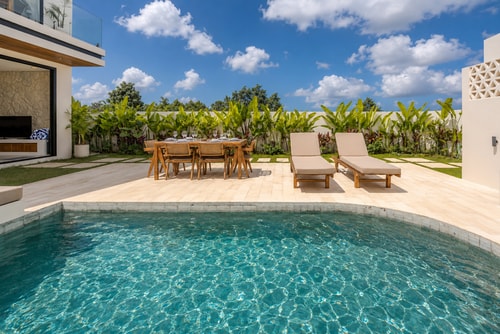 Aintrazy - 3BR Pool and Paddy View Villa, Uluwatu in Pecatu, Bali — image 12