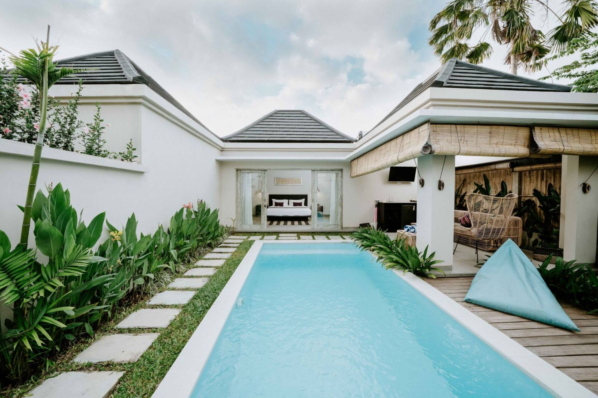 Stylish Beachside Nook 1 Bedroom Private Villa in Canggu