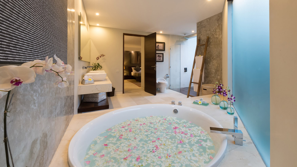The Layar — 4BR Villa Rental in Seminyak — image 5