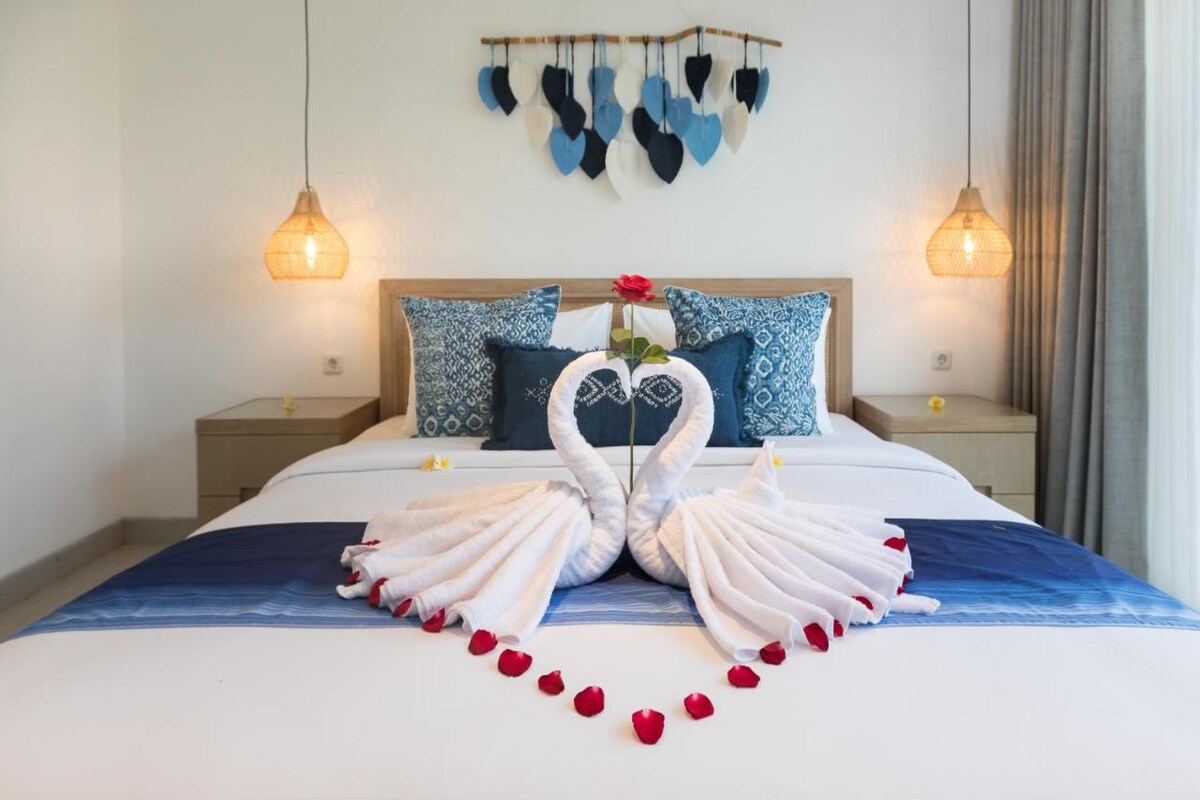 Superb Modern Haven 4 Bedroom Private Villa in Canggu — image 7