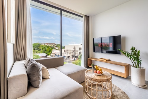 Canggu 1BR Suite | Rooftop Gym, Sauna & Pool in Canggu, Bali — image 1