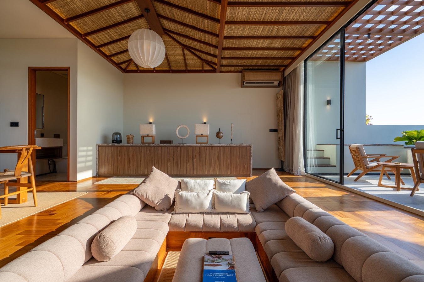 Canggu Refined 3BR Penthouse | Pool & Paddy Views in Canggu, Bali — image 15
