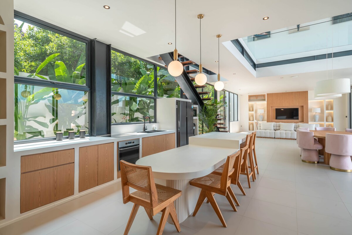 Villa Maverick — 4BR Villa Rental in Canggu — image 4