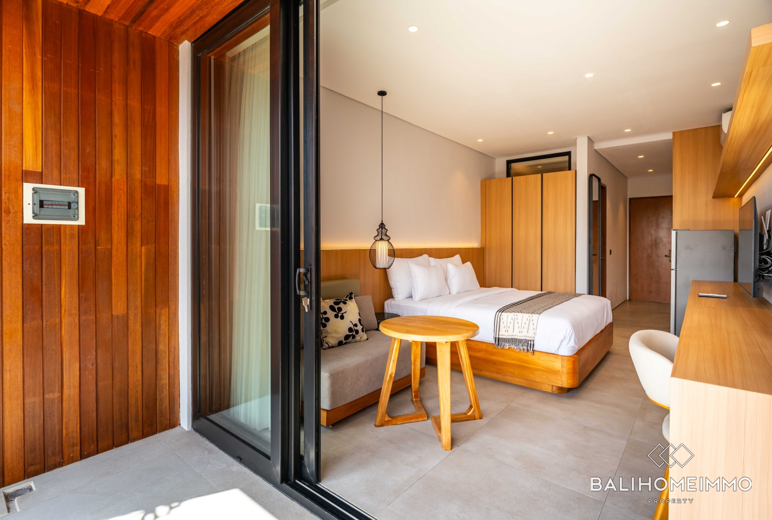1-BEDROOM APARTMENT FOR RENT IN THE HEART OF BERAWA — image 3