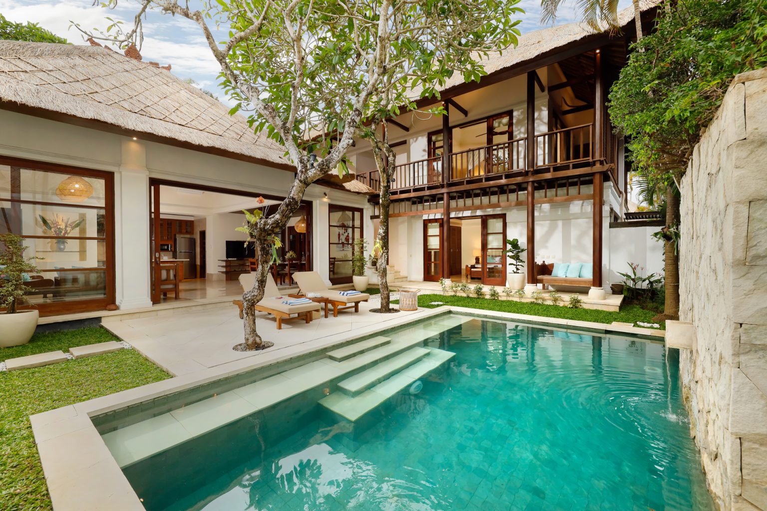 Villa Ambiente | 4 Bedroom Luxury Private Villa Jimbaran — image 9