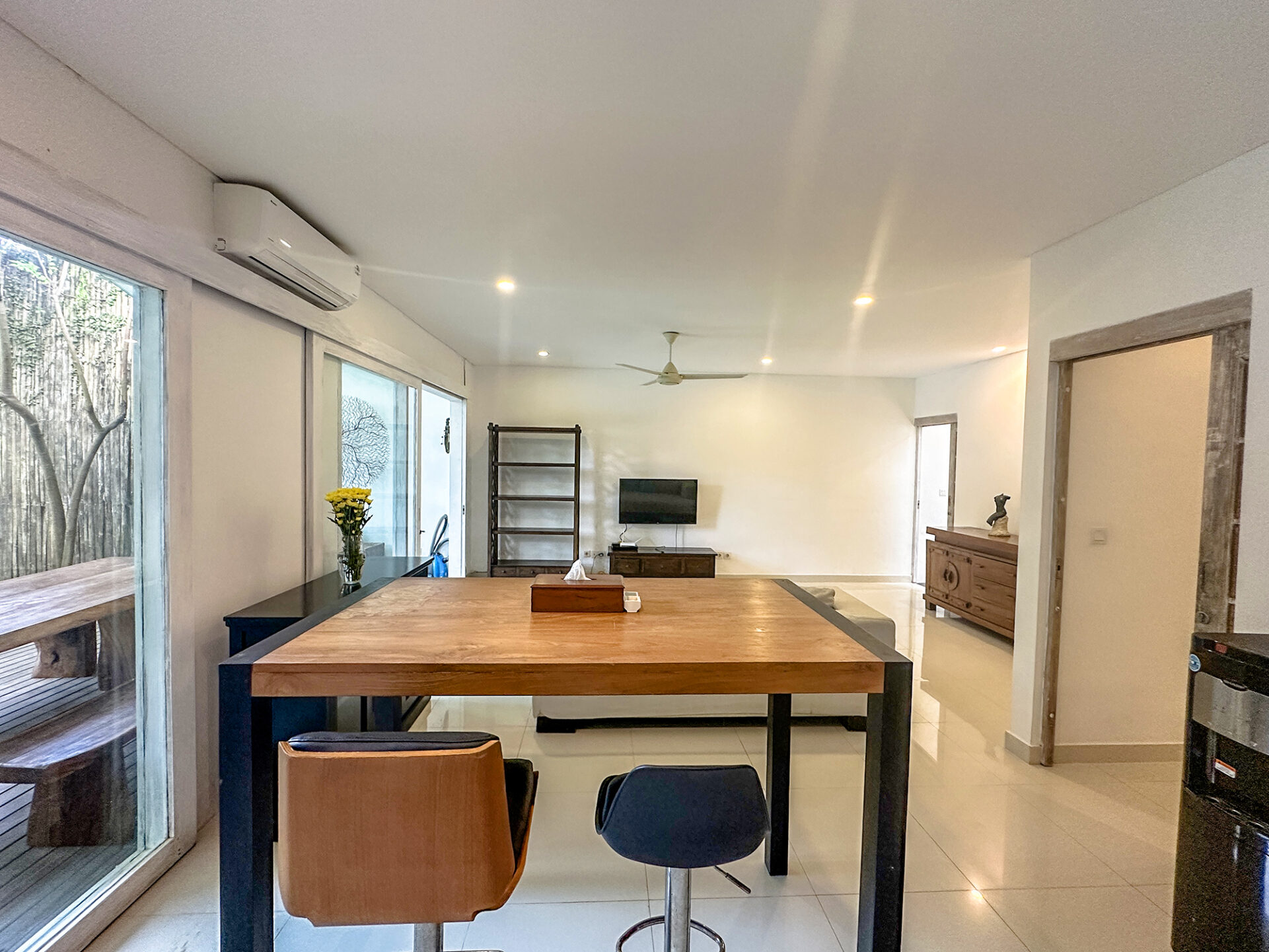 1 BEDROOM TROPICAL VILLA WITH LARGE GARDEN – YEARLY RENTAL — image 8