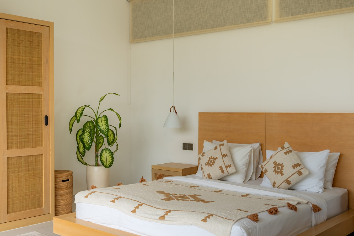 Ecolife Villa - 3BR with Pool and BBQ, Pererenan in Canggu, Bali — image 7