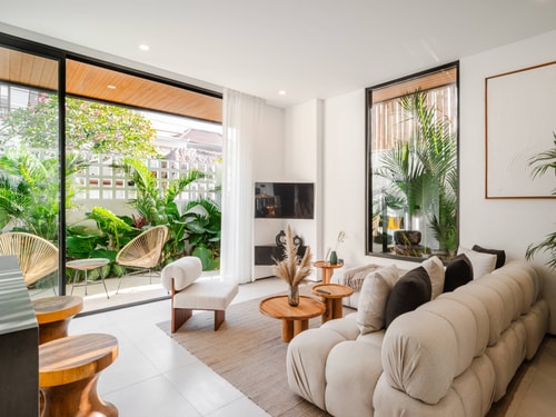 1BR Private Suite with Shared Pool in Canggu, Bali — image 1