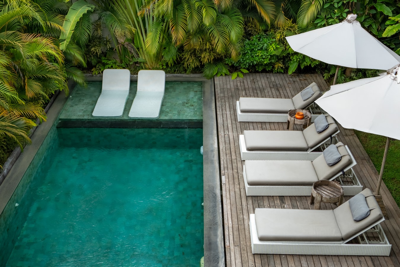 Flores - 4 Bedroom Villa with Long Pool, Berawa in Canggu, Bali — image 9
