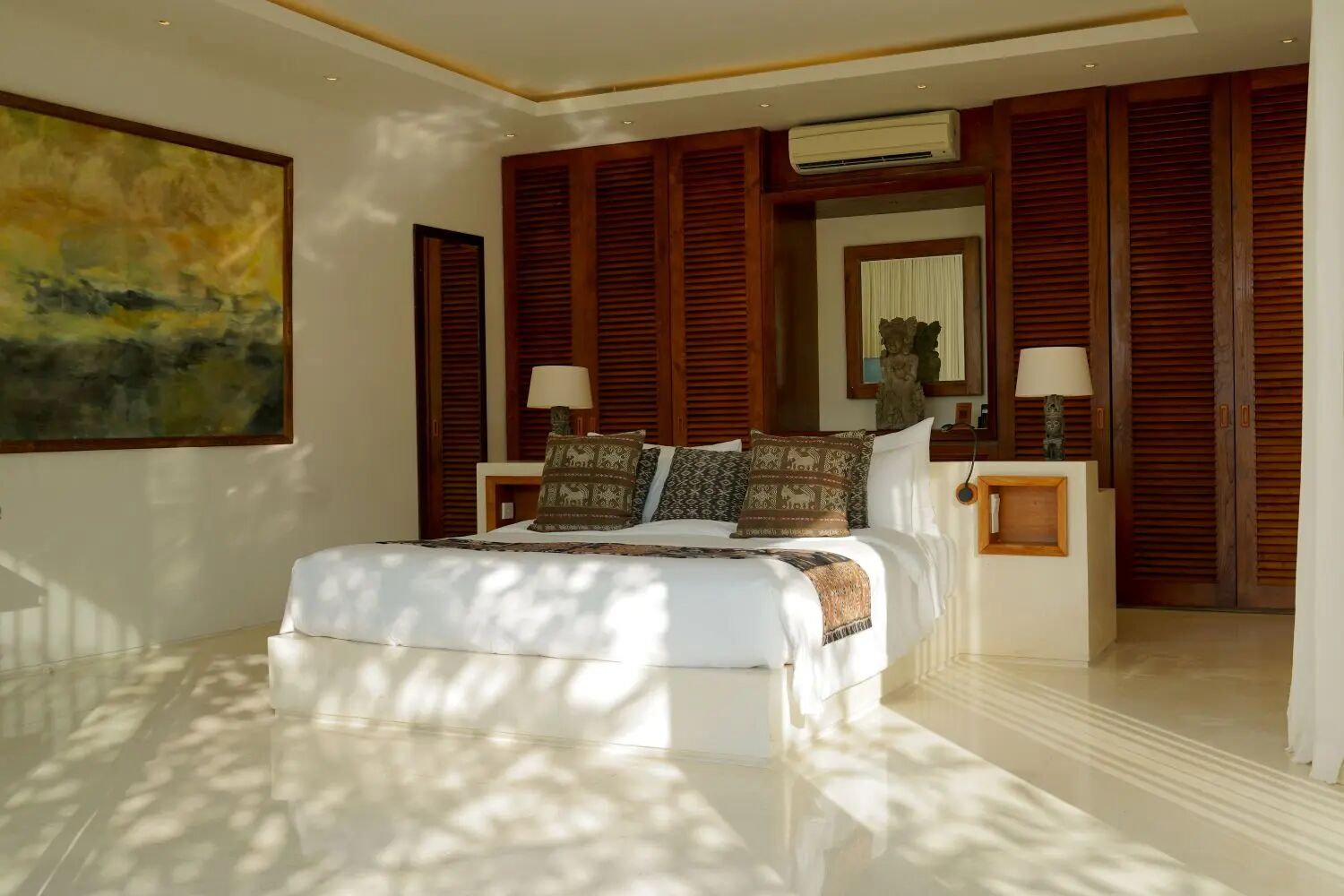 Villa Ambar — 5BR Villa Rental in Ungasan — image 4