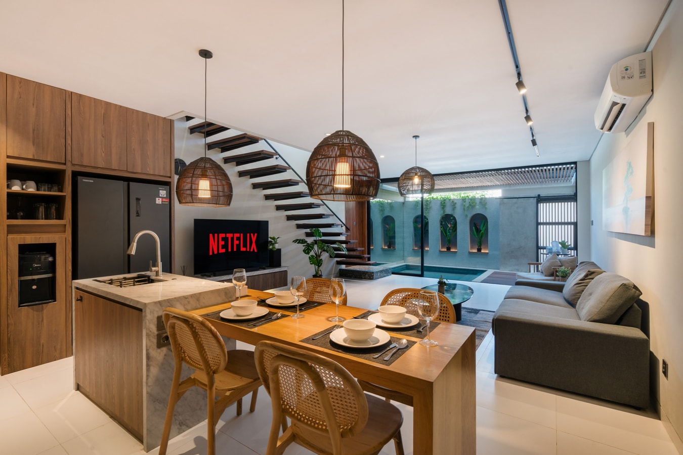 Evita - Pool Villa with Garden Balcony, Berawa in Canggu, Bali — image 5