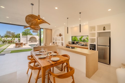 Aintrazy - 3BR Pool and Paddy View Villa, Uluwatu in Pecatu, Bali — image 2