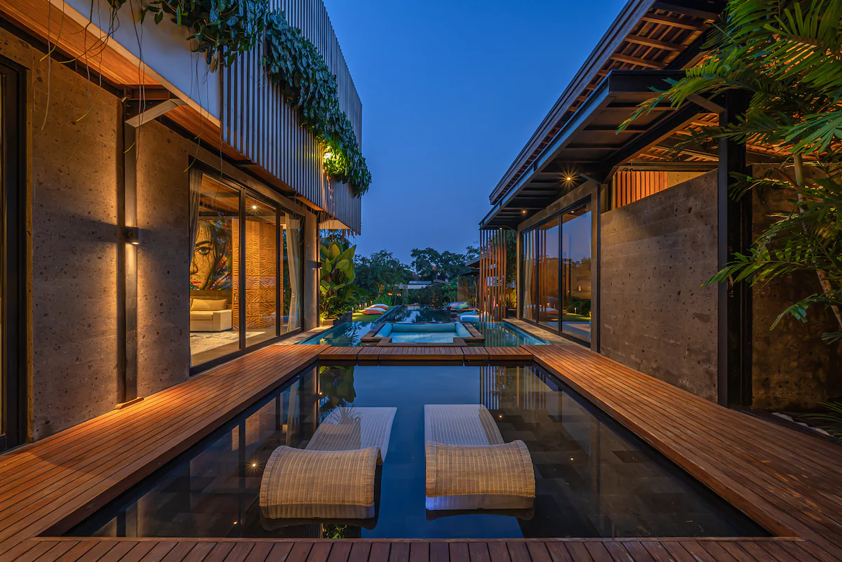 Yeh Gangga — 8BR Villa Rental in Pererenan