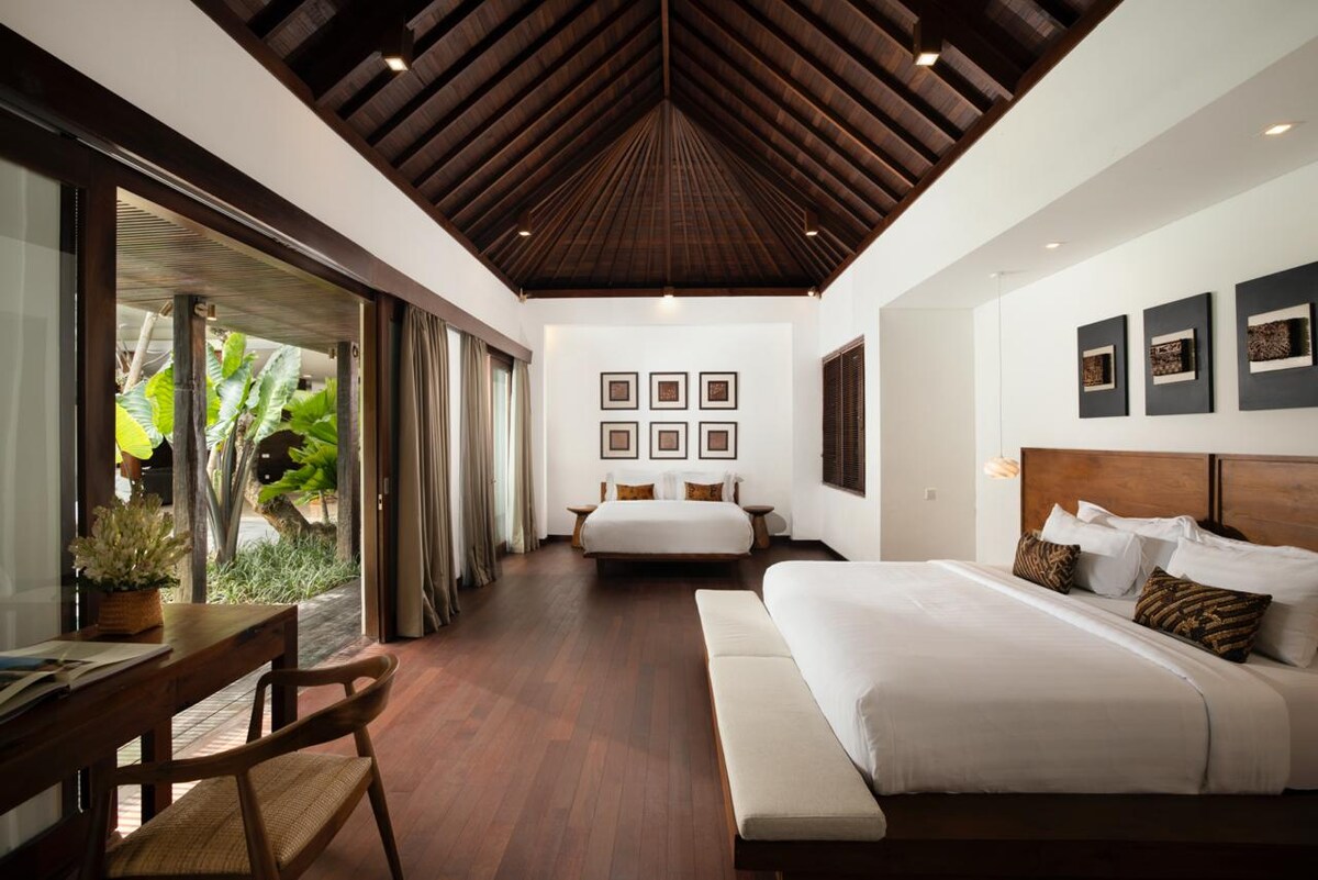 Luxe Surf Retreat 3 Bedroom Private Villa in Canggu — image 9