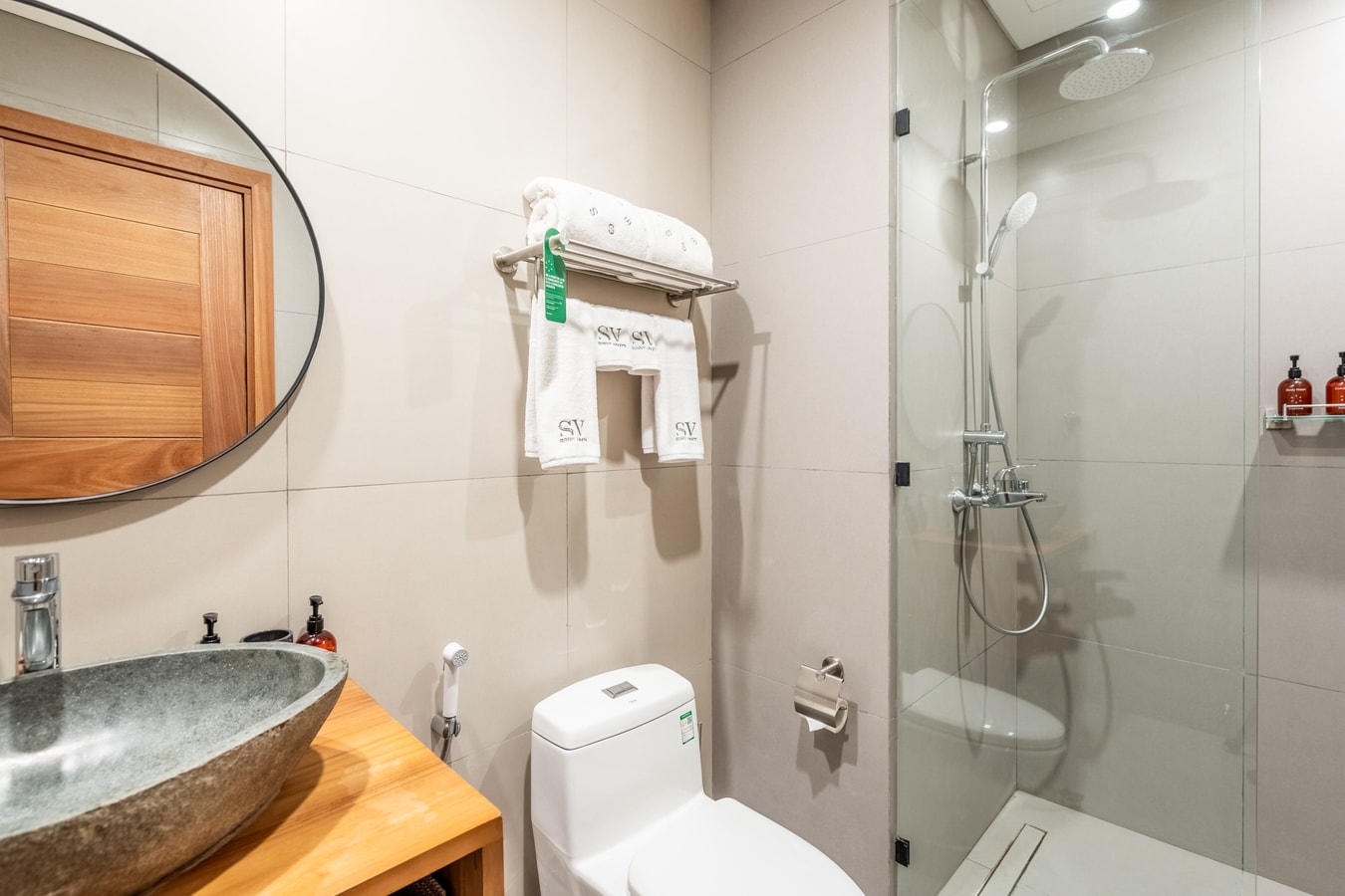 Canggu 1BR Suite | Rooftop Gym, Sauna & Pool in Canggu, Bali — image 13