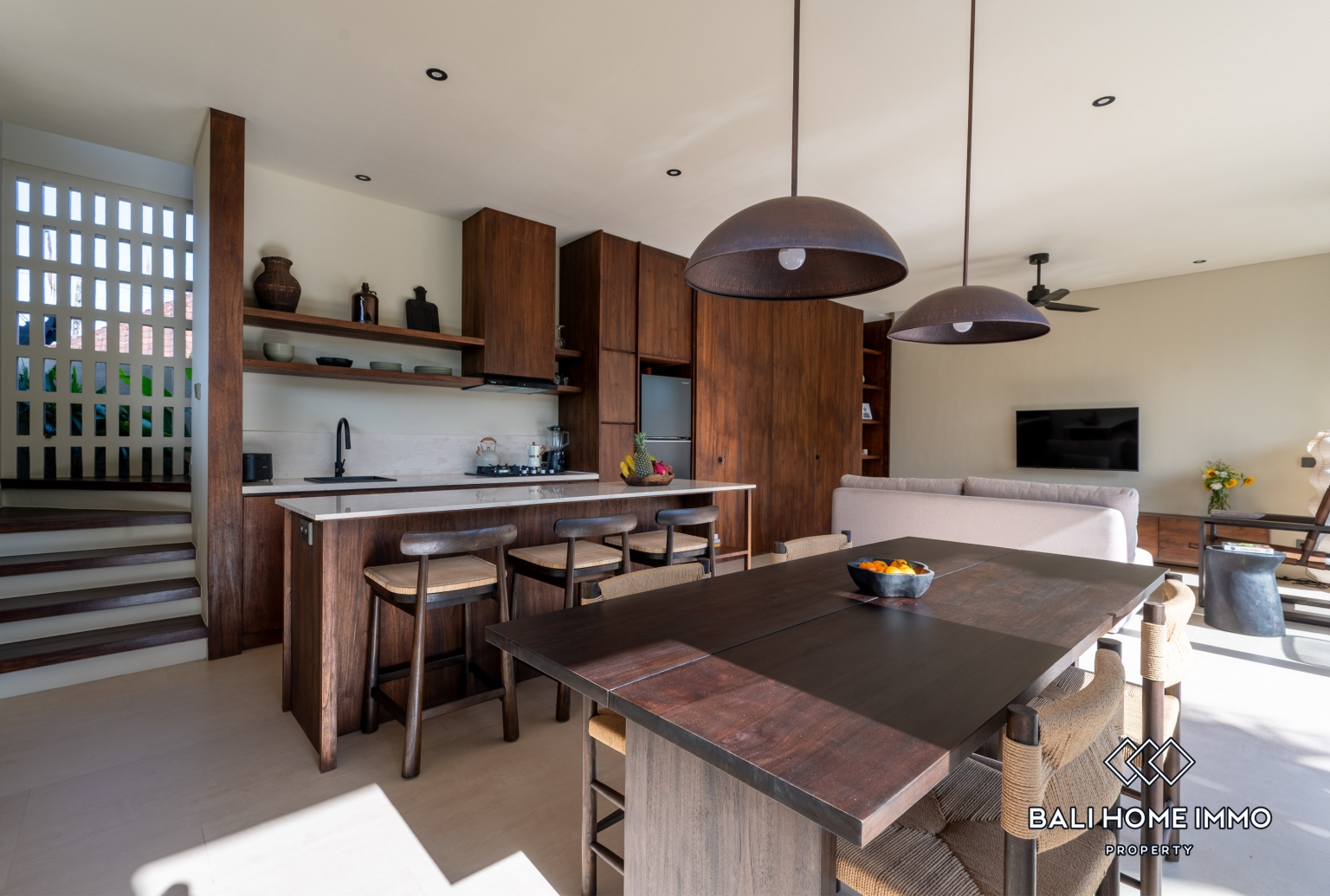 2 Bedroom Modern Villa For Rent in Cemagi Beachside — image 3