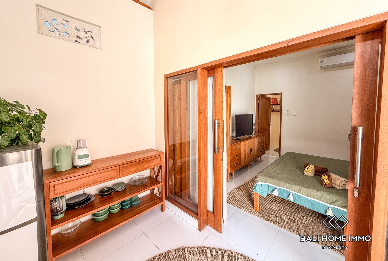 2 Bedroom Villa For Rent in Pererenan Beachside — image 5